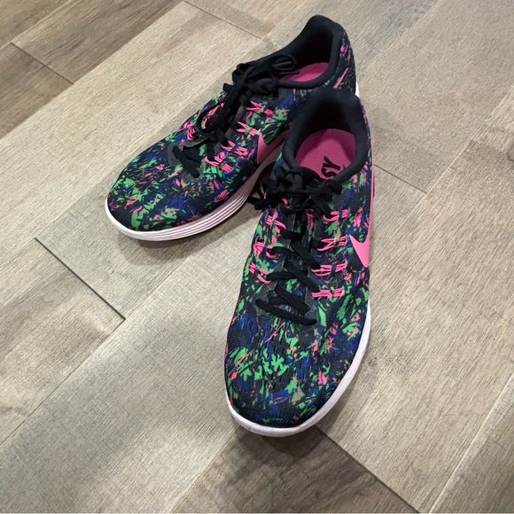 Nike Size 9 Women’s Run Easy Running Shoes Soft & Supportive Multi Color - Picture 6 of 10